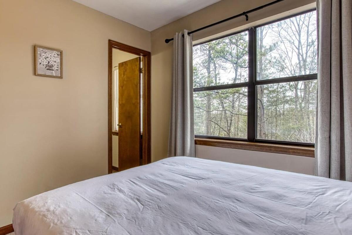 Pinecrest Townhomes-1King-2Queen Unit-Updated พิเจนฟอร์จ ภายนอก รูปภาพ